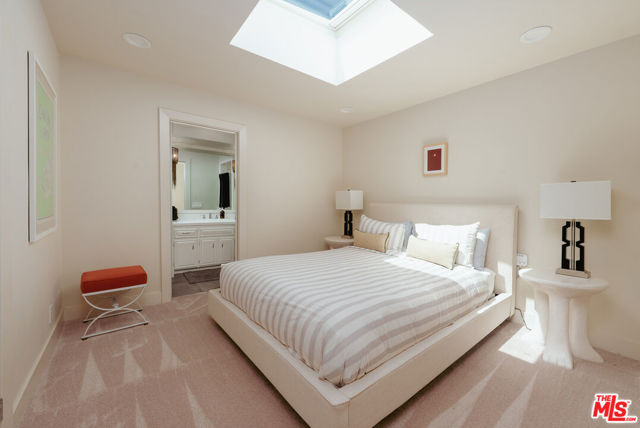 550 N Arquilla Road, Palm Springs CA: https://media.crmls.org/mediaz/eb8029c9-8544-4881-aa41-bc6772527c00.jpg