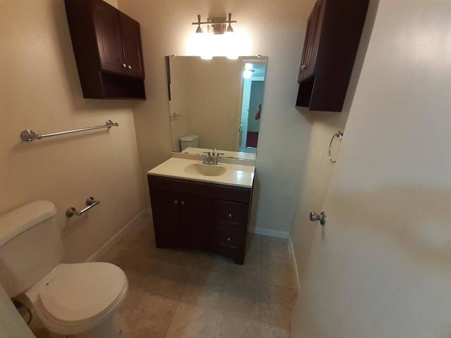 902 G Street, Union City CA: https://media.crmls.org/mediaz/eb82a320-ceb3-4e03-8814-c031e7b2de62.jpg