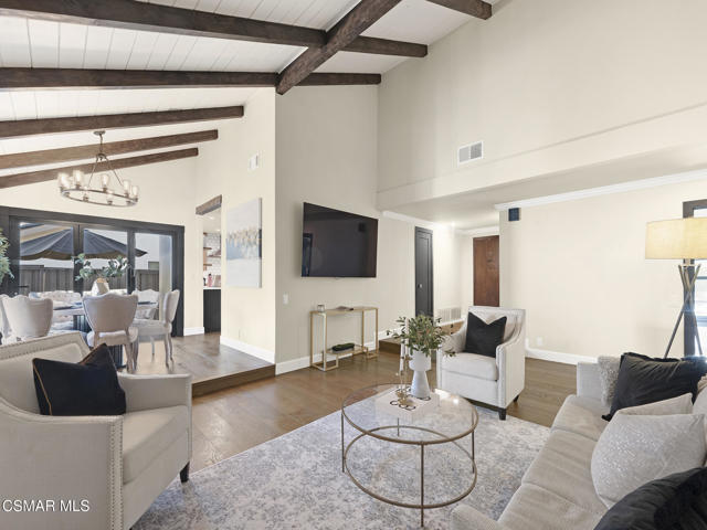 3032 E Black Hills Court, Westlake Village CA: https://media.crmls.org/mediaz/eb841902-73a9-4fdd-aecd-0362048a4405.jpg