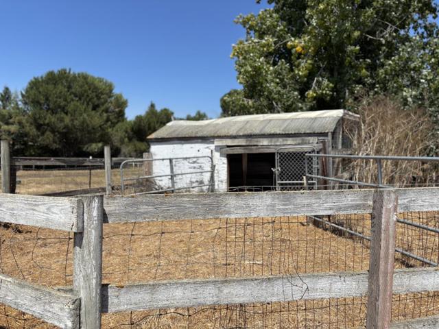 96 Wheelock Road, Watsonville CA: https://media.crmls.org/mediaz/eb845b6c-cf6a-4a99-90ff-562de29f2418.jpg