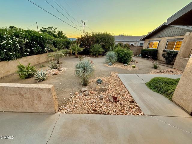 4015 W Avenue L2, Lancaster CA: https://media.crmls.org/mediaz/eb84a51b-d4dd-444d-a519-f7819bb5df6e.jpg