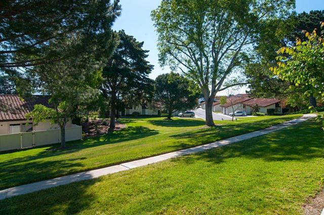 Detail Gallery Image 11 of 14 For 331 Volney Ln, Encinitas,  CA 92024 - 2 Beds | 2 Baths