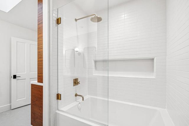 822 Mesa Court, Palo Alto CA: https://media.crmls.org/mediaz/eb84b79a-5b02-416b-92f5-458e7b9d7707.jpg