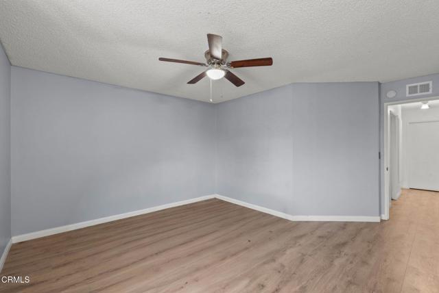 Detail Gallery Image 24 of 41 For 1501 Pisco Ln, Oxnard,  CA 93035 - 4 Beds | 2/1 Baths