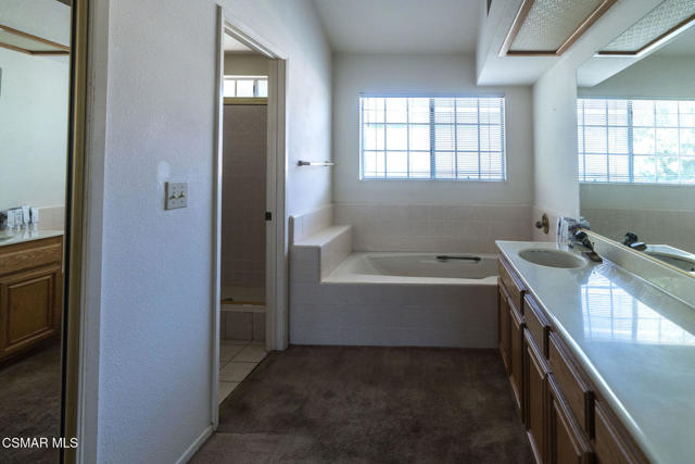 2517 Harriman Lane, Redondo Beach CA: https://media.crmls.org/mediaz/eb877dbf-7fd4-4362-a448-c14df9f66f14.jpg