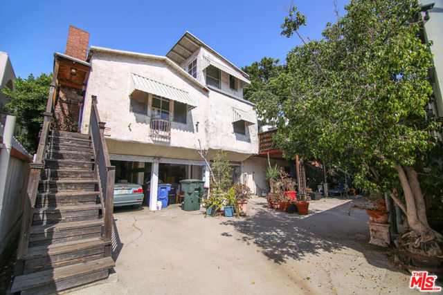 979 Hancock Avenue photo 5