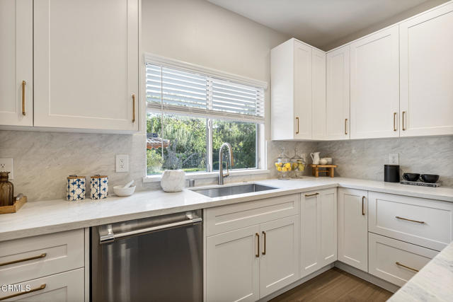 Detail Gallery Image 29 of 75 For 2820 San Pasqual St, Pasadena,  CA 91107 - 5 Beds | 5/1 Baths