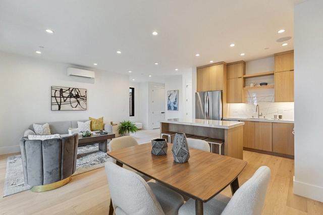 18061 Saratoga Los Gatos Road, Monte Sereno CA: https://media.crmls.org/mediaz/eb893f09-2af6-4053-aaac-e38cd21ed409.jpg