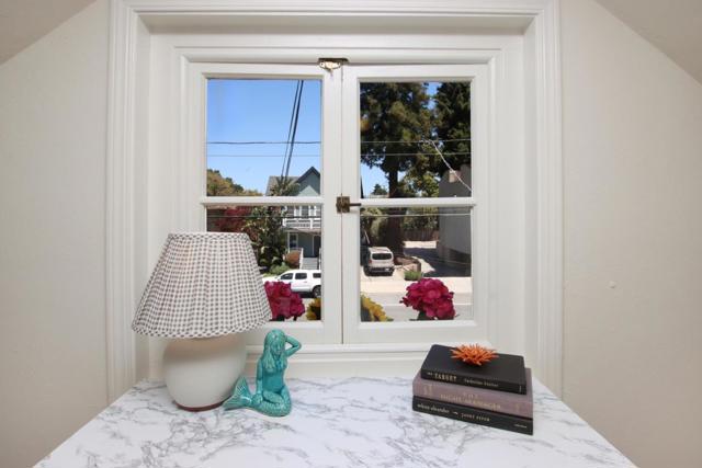 515 Chestnut Street, Santa Cruz CA: https://media.crmls.org/mediaz/eb89e542-e00d-4ba2-ad39-c5c4431bd8a3.jpg