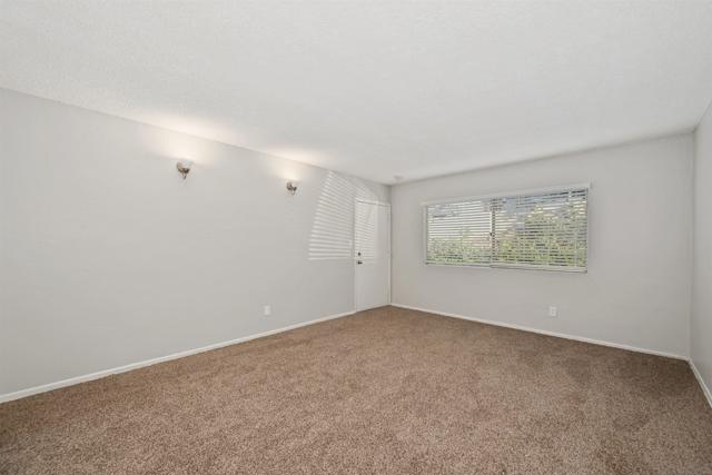 4204 06 Division St, San Diego CA: https://media.crmls.org/mediaz/eb89f087-3ef4-4d47-9864-6823ff424b32.jpg