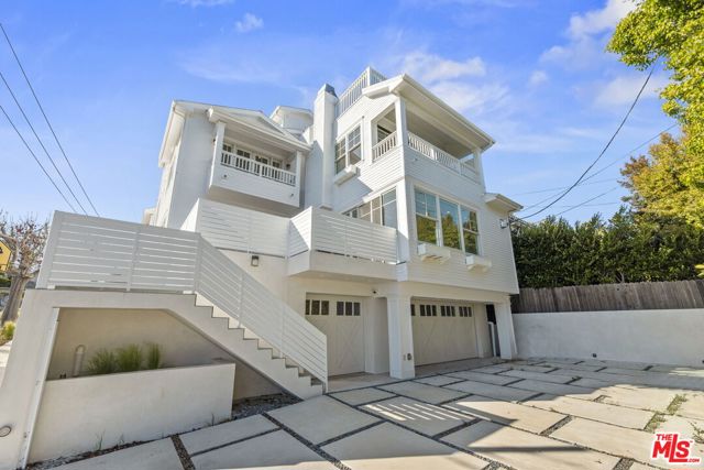 566 Ida Street photo 25