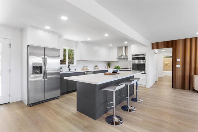 17060 Lon Road, Los Gatos CA: https://media.crmls.org/mediaz/eb8b0abb-e3e3-4f9d-b8ed-979b4b7c7016.jpg