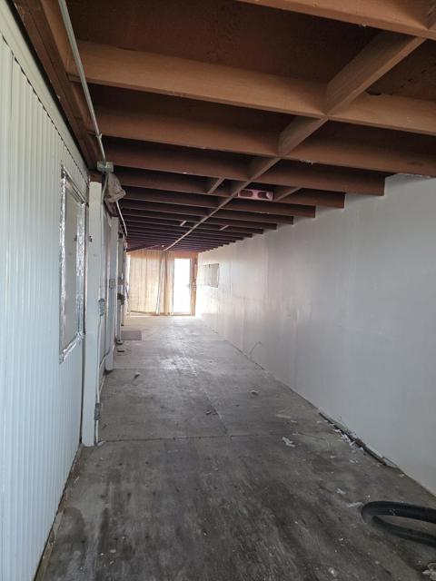 9588 Avenue H, Bombay Beach CA: https://media.crmls.org/mediaz/eb8b5c42-e969-439b-a467-a9215ee71bd7.jpg