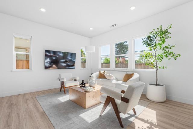 796 Santa Cecilia Terrace, Sunnyvale CA: https://media.crmls.org/mediaz/eb8d931f-294c-47d3-9a1c-50db0bc40461.jpg