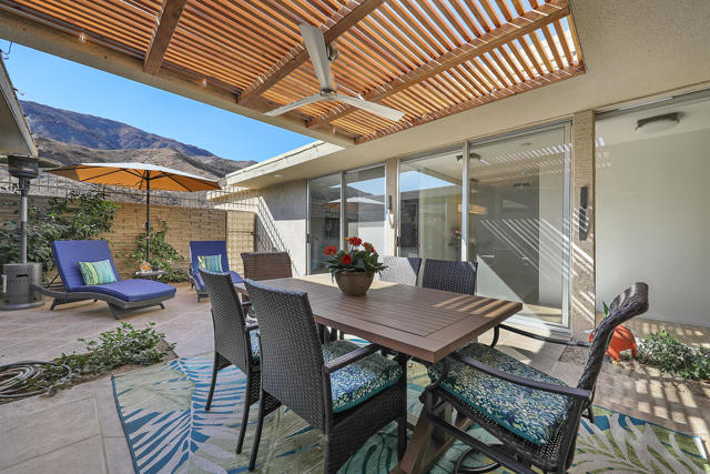 Image 26 of 44 For 72351 Willow Street 1309