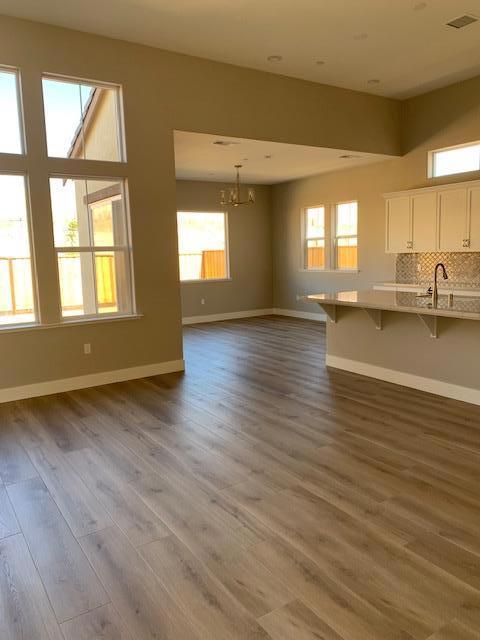 3073 Arroyo Drive, Marina CA: https://media.crmls.org/mediaz/eb8e64a7-2351-41fc-a9a2-039434737be8.jpg