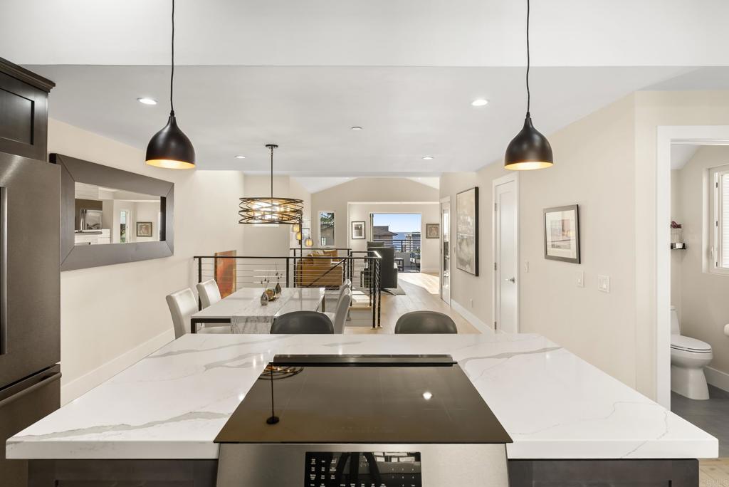 2319 Cambridge Cardiff By The Sea, Cardiff-by-the-Sea