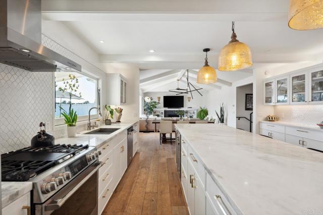 5171 College Gardens Court, San Diego CA: https://media.crmls.org/mediaz/eb91777a-2cd1-4775-8373-471b5182558e.jpg