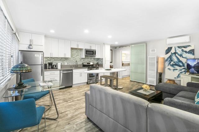 Image 40 of 48 For 2055 Albatross St