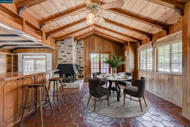 6180 HILLSIDE DRIVE, El Sobrante CA: https://media.crmls.org/mediaz/eb94847f-3aad-4a91-a9e1-ad0d59732c30.jpg