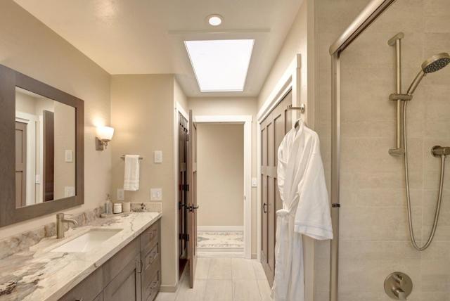 274 Monterey Dunes Way, Moss Landing CA: https://media.crmls.org/mediaz/eb9495c3-08f4-4c0e-b293-d7e3cf86033f.jpg
