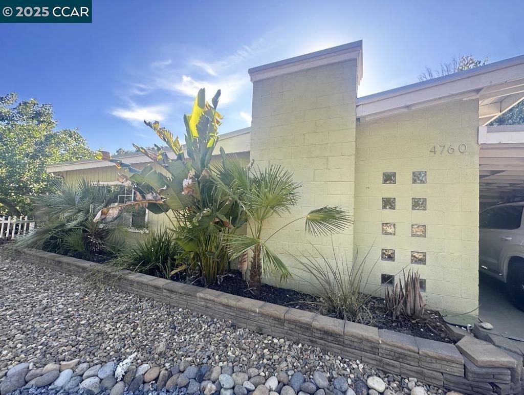 4760 Del Rio