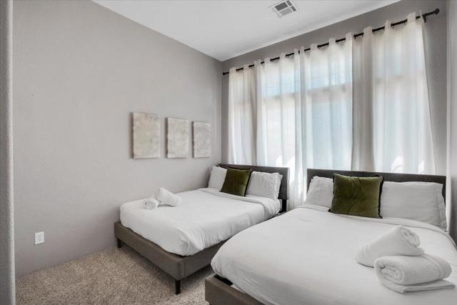 10748 Ocotillo Road, Desert Hot Springs CA: https://media.crmls.org/mediaz/eb96daa1-4126-4efa-b53c-dccd3888e602.jpg