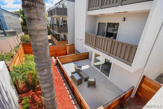 4185 Mount Alifan Pl, San Diego CA: https://media.crmls.org/mediaz/eb970d38-000f-4f85-9ee6-b48067e41977.jpg