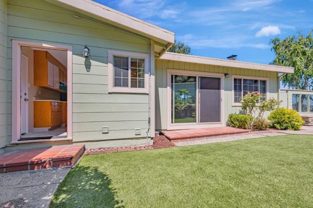253 Humboldt Road, Brisbane CA: https://media.crmls.org/mediaz/eb972b4f-2ac7-432e-be44-a2d3d1ff6cc4.jpg