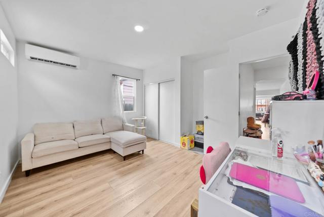 42 48 E 5Th Street, National City CA: https://media.crmls.org/mediaz/eb9876ad-09ce-4fff-9b92-69b50411a73d.jpg