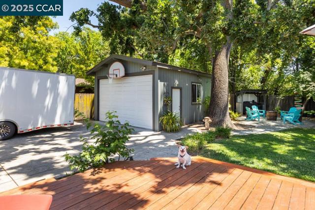 506 Shelly Dr, Pleasant Hill CA: https://media.crmls.org/mediaz/eb9aabbc-5c62-4cb6-bfbb-e3af3fbaf43b.jpg