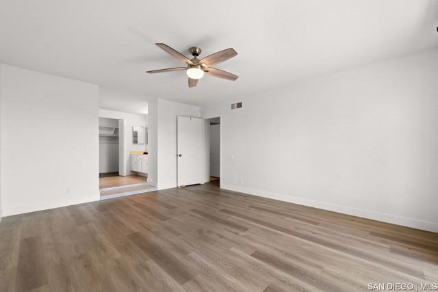24231 Robledo, Mission Viejo CA: https://media.crmls.org/mediaz/eb9b0fe6-f931-44da-bb0e-d63bce6f0f01.jpg