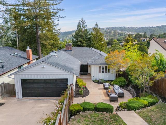 2109 Arthur Avenue, Belmont CA: https://media.crmls.org/mediaz/eb9df5d9-c68b-4df8-b5d6-22077ef3b3ef.jpg