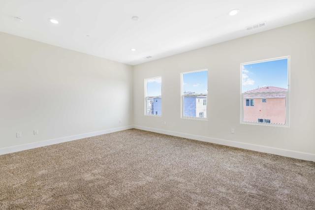 401 San Luis Avenue, Watsonville CA: https://media.crmls.org/mediaz/eb9e60d6-13cf-4a38-902b-fbbd61afcd1c.jpg