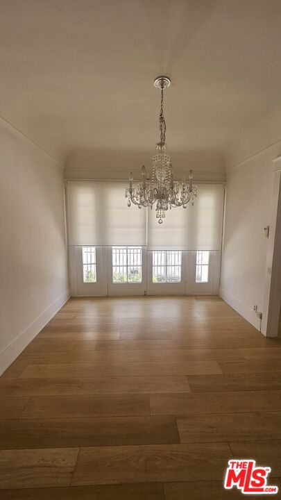 1034 N Kenmore Avenue, Los Angeles CA: https://media.crmls.org/mediaz/eb9ebff7-36d9-4af4-ba0f-b524b05611ce.jpg