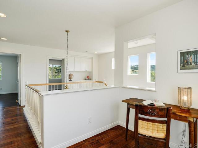 Detail Gallery Image 19 of 35 For 11615 Trailbrook Ln, San Diego,  CA 92128 - 3 Beds | 2/1 Baths