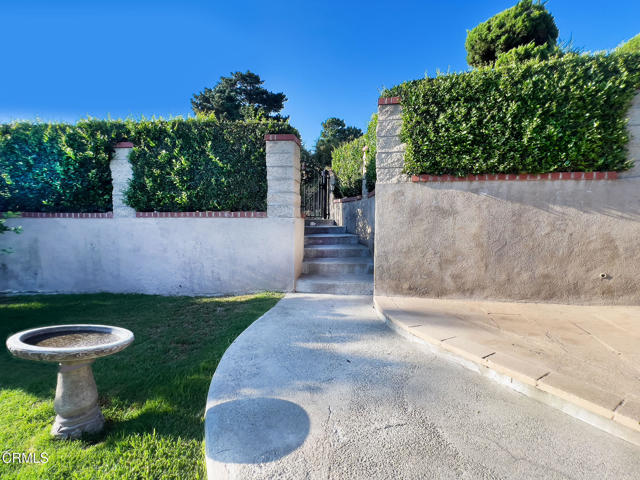 3058 Cloudcrest Road, La Crescenta CA: https://media.crmls.org/mediaz/eb9fd4d3-fafb-47c8-a454-9e9479663bfe.jpg