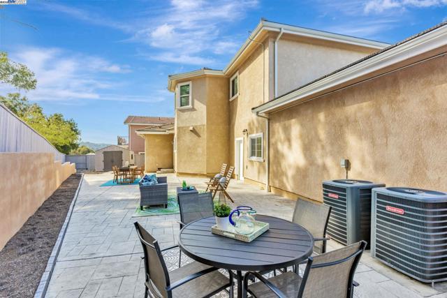 4597 Edwards Ln., Castro Valley CA: https://media.crmls.org/mediaz/eba08eb3-765f-45a3-b562-07ca15000b28.jpg