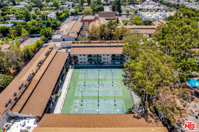 Tennis Courts