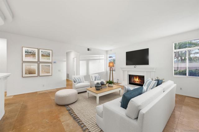 Image 15 of 53 For 516 Camino Bailen