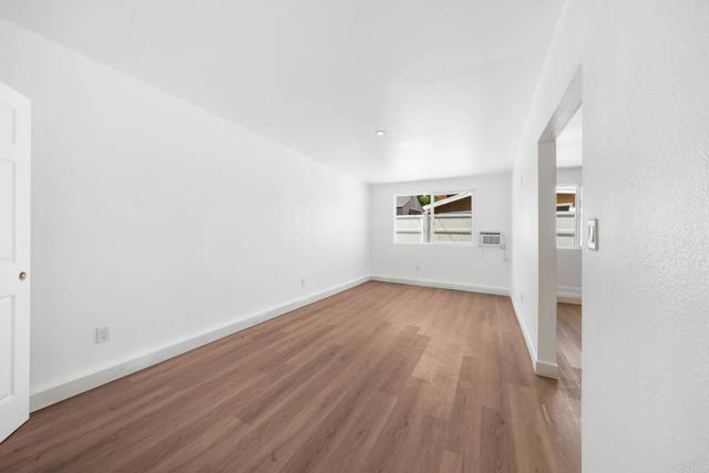 562 Lindsay Street, El Cajon CA: https://media.crmls.org/mediaz/eba347ca-1614-4d30-b80e-6a85262f8ea8.jpg