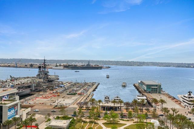 888 W E St, San Diego CA: https://media.crmls.org/mediaz/eba3b5a0-08d4-4248-bd40-a9ceff6895e2.jpg