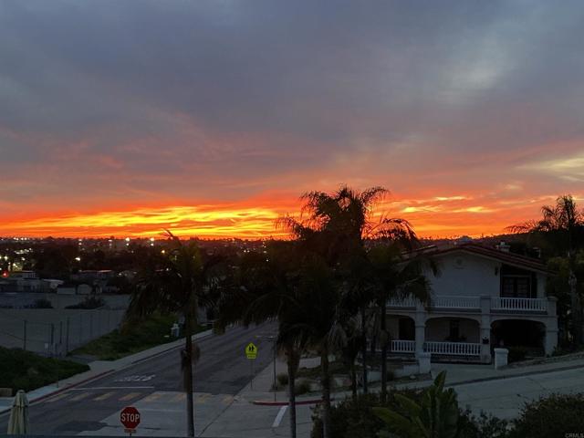 3526 TICONDEROGA Street, San Diego CA: https://media.crmls.org/mediaz/eba43617-d30b-483e-adfd-d369018229ba.jpg