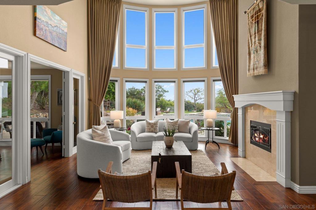 521 Latigo Row - photo 8
