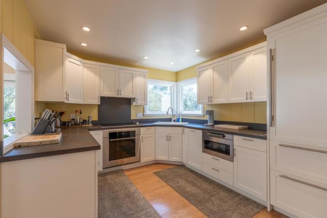 3378 Ocean Avenue, Carmel CA: https://media.crmls.org/mediaz/eba56315-0d5f-424c-ada5-34ea3da6f7e6.jpg
