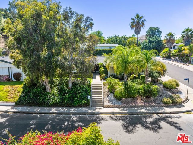 Image 2 for 6151 Rod Ave, Woodland Hills, CA 91367