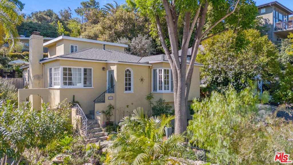 11316 Sunshine Terrace