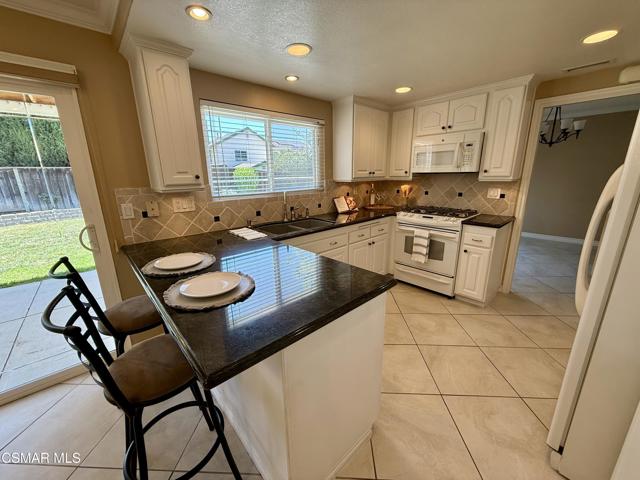 806 San Simeon Drive, Newbury Park CA: https://media.crmls.org/mediaz/eba6fef2-50d2-45ae-b1ee-1e940762b4c9.jpg