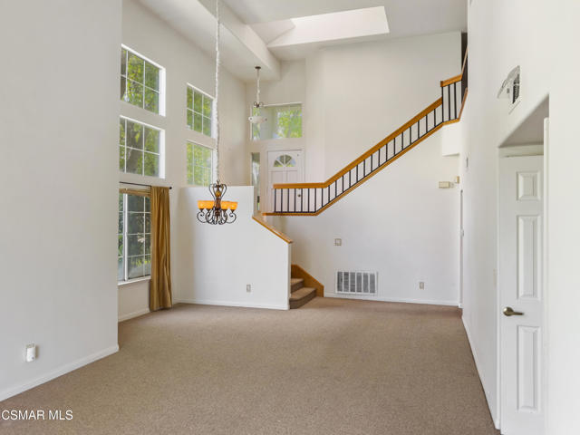 24632 Brighton Drive, Valencia CA: https://media.crmls.org/mediaz/eba752c3-0efd-4455-b1d9-a2ac29cd047b.jpg
