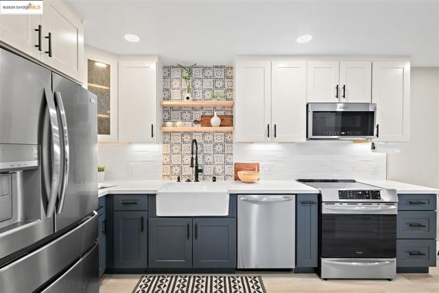 1130 Richmond ST, El Cerrito CA: https://media.crmls.org/mediaz/eba76651-9390-4768-a493-d1816b7723ad.jpg